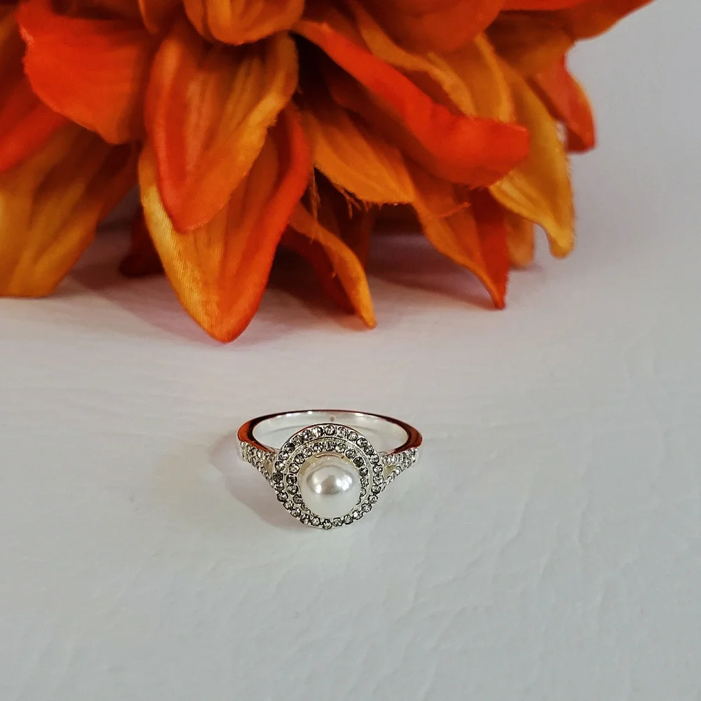 Silver Round Halo Pearl Ring - Picture 4 of 4